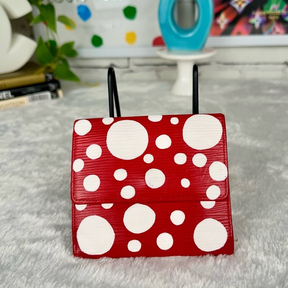 💯Louis Vuitton Red Epi Leather Trifold Wallet custom painted X Kusama dots 🔴⚪️ - Picture 2 of 15